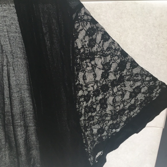 Lace Cardigan - Picture 3 of 3